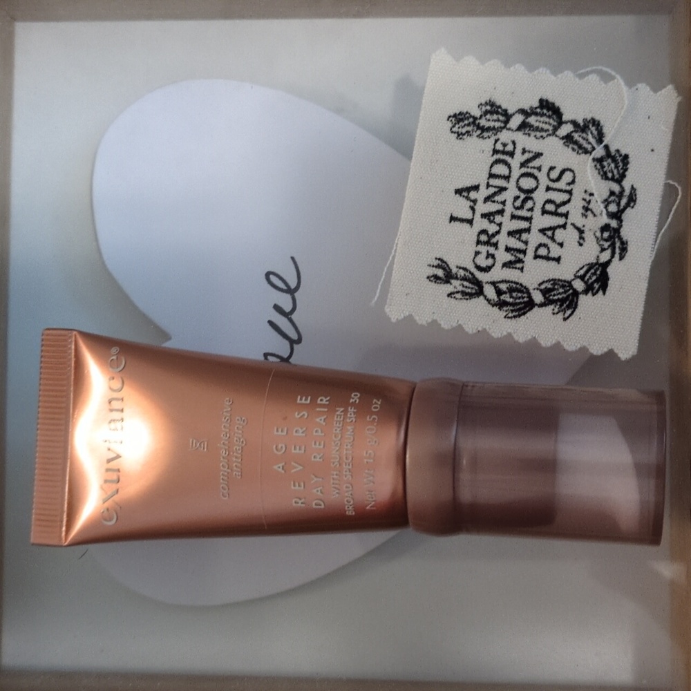 Exuviance Age Reverse Day Repair Cream Spf 30